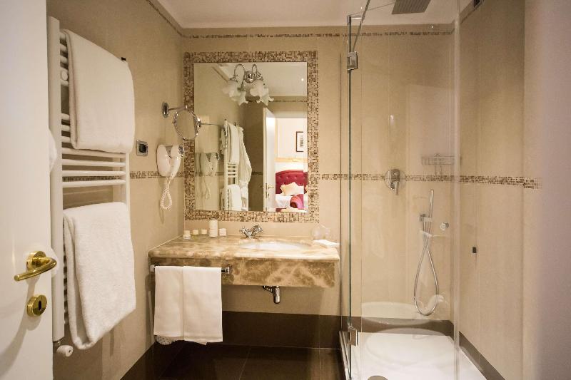 Hotel Bristol Palace - Oda