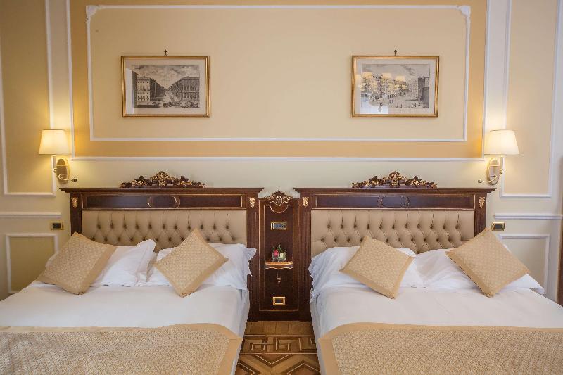 Hotel Bristol Palace - Oda