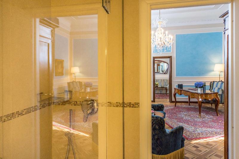 Hotel Bristol Palace - Oda