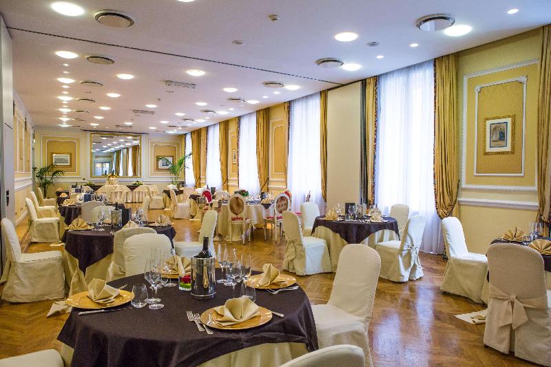 Hotel Bristol Palace - Restoran