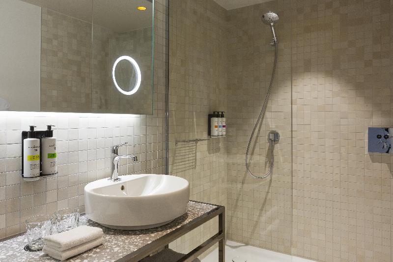 PULLMAN PARIS MONTPARNASSE - Oda