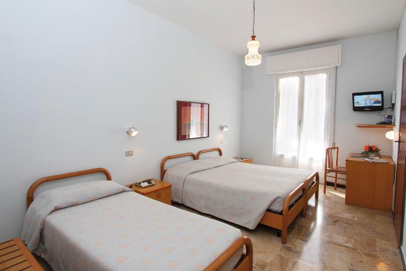 Hotel Mediterranée - Oda