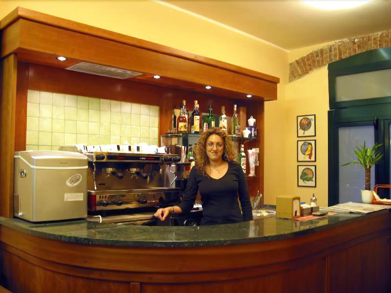 Major - Bar