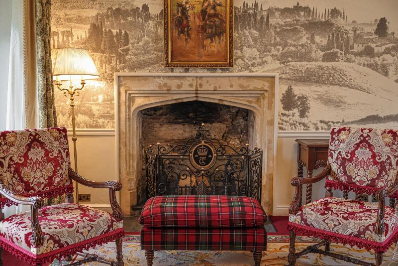 Thornbury Castle - Lobi