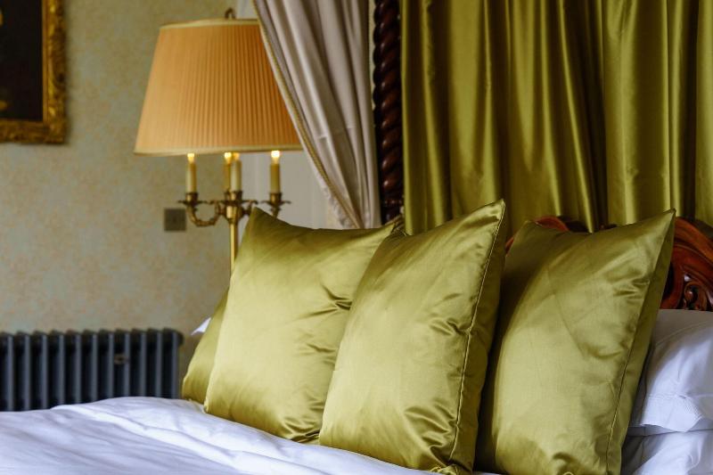 Thornbury Castle - Lobi