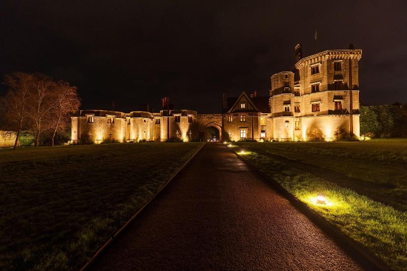 Thornbury Castle - Genel