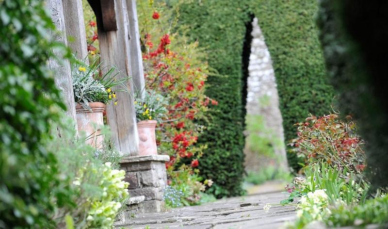 Thornbury Castle - Genel