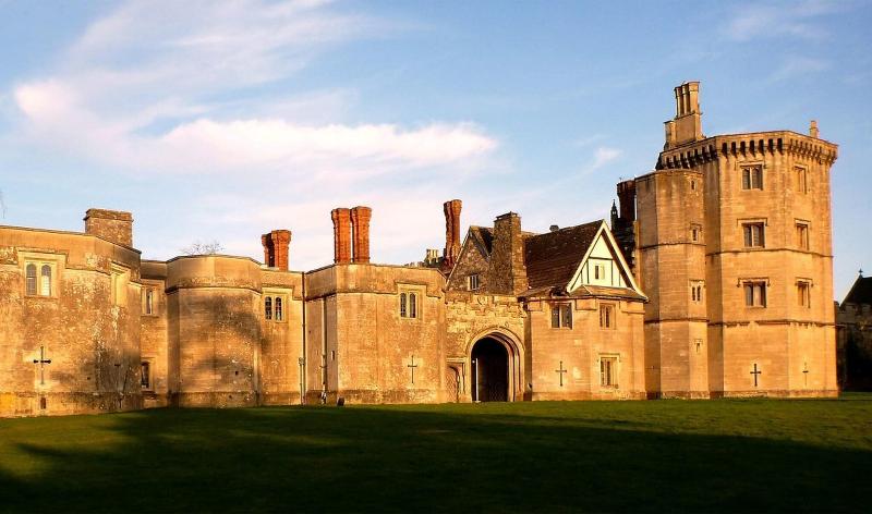 Thornbury Castle - Genel