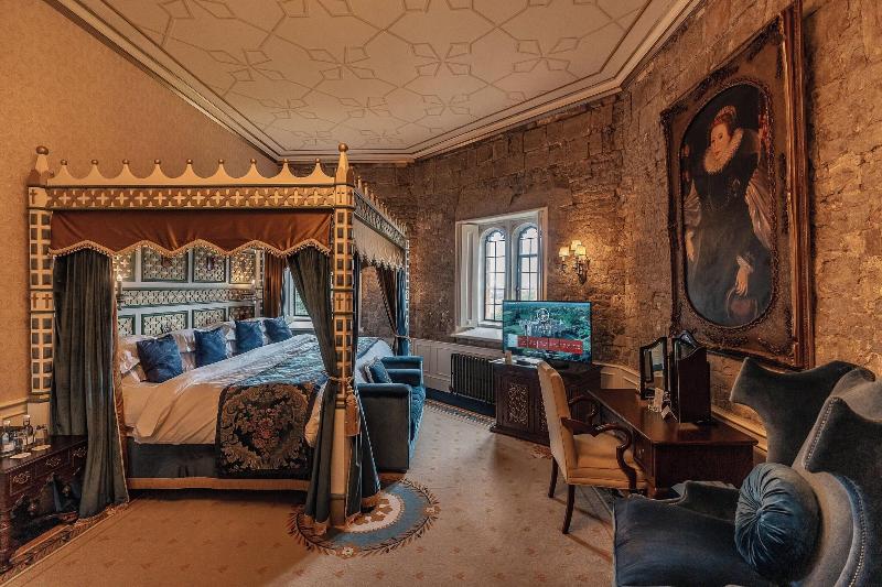Thornbury Castle - Oda