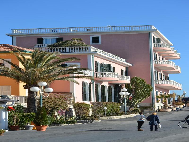 Piccolo Lido - Genel