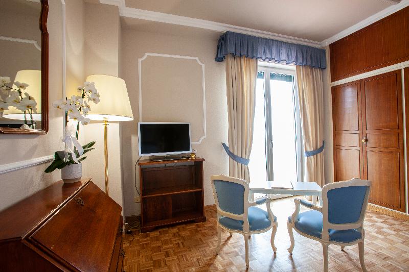Diana Grand Hotel - Oda