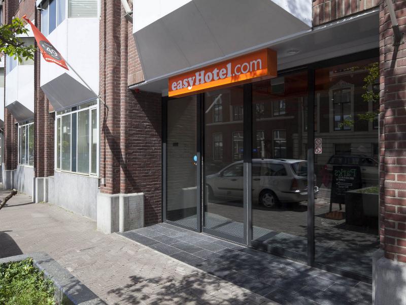 easyHotel The Hague City Centre - Genel
