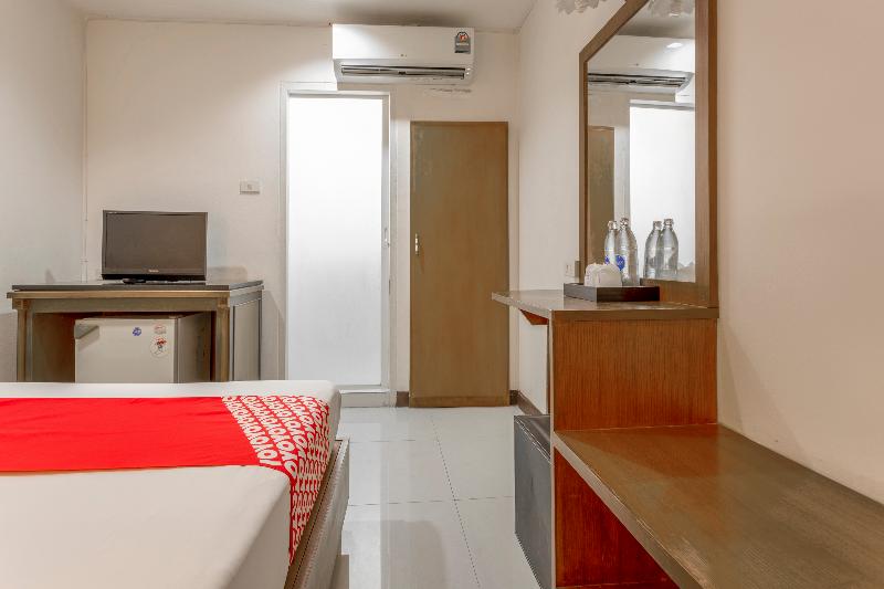 OYO 1096 Winner Inn Hotel - Oda