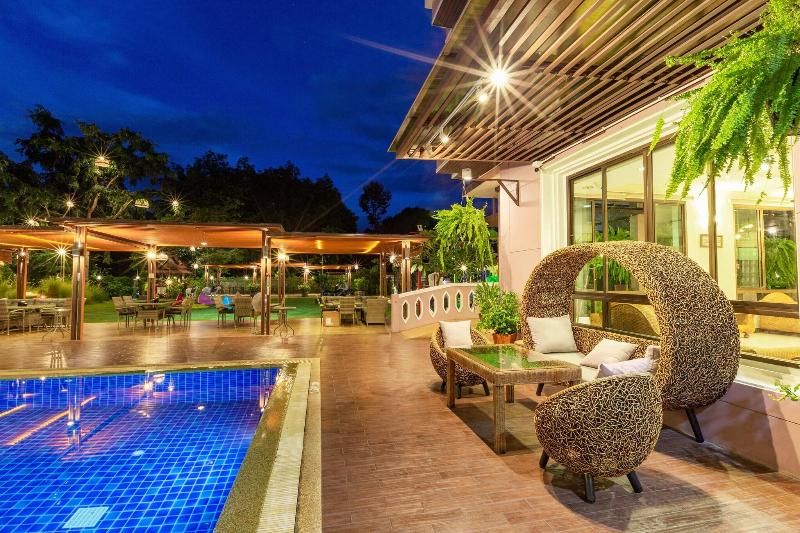 Phanomrungpuri Hotel   Buriram - Havuz