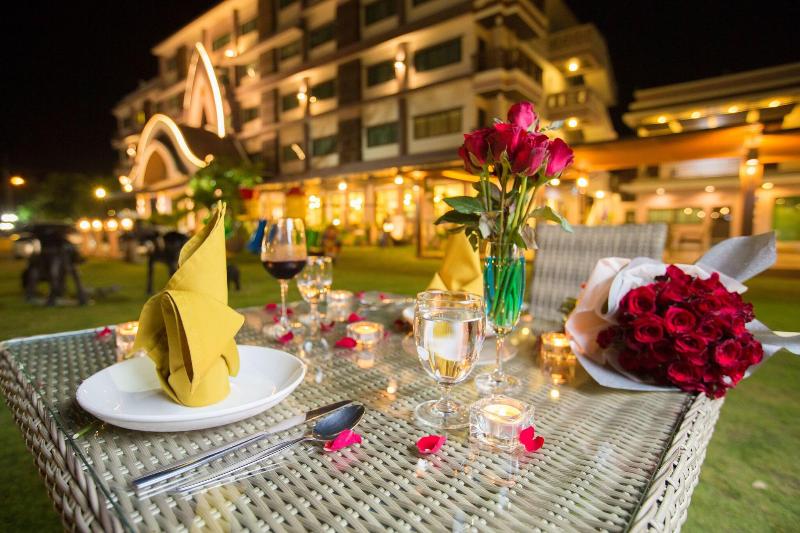 Phanomrungpuri Hotel   Buriram - Restoran