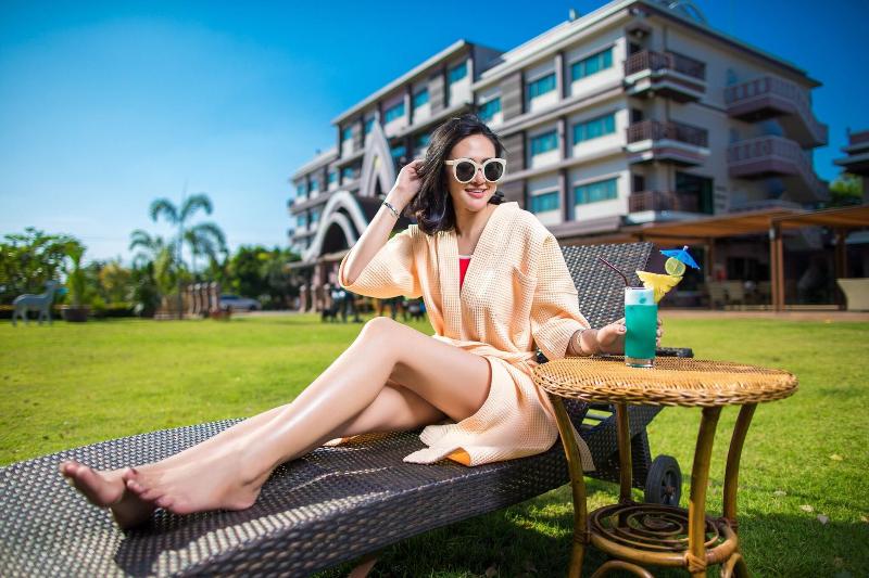 Phanomrungpuri Hotel   Buriram - Teras