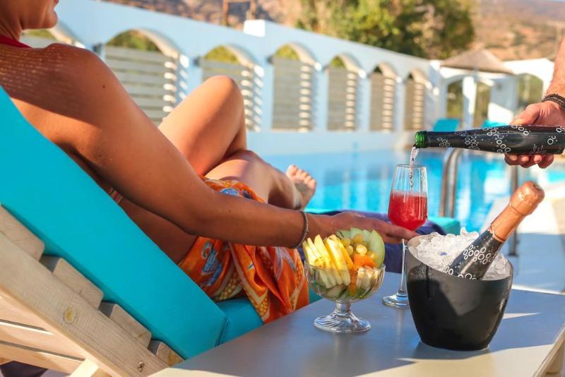 Chryssi Akti Sure Hotel Collection by Best Western - Genel