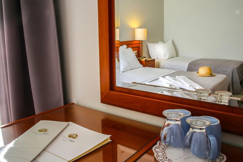 Chryssi Akti Sure Hotel Collection by Best Western - Oda