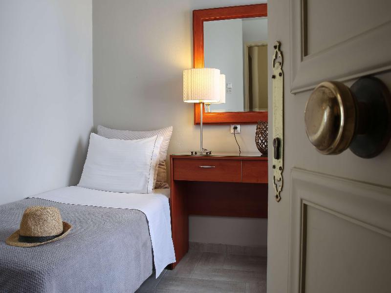 Chryssi Akti Sure Hotel Collection by Best Western - Oda