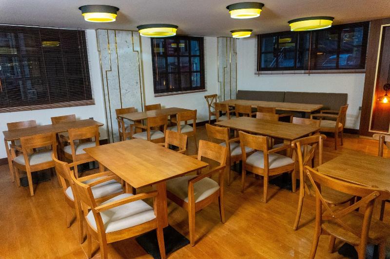 Trass Hotel - Restoran