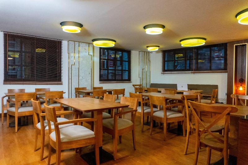 Trass Hotel - Restoran