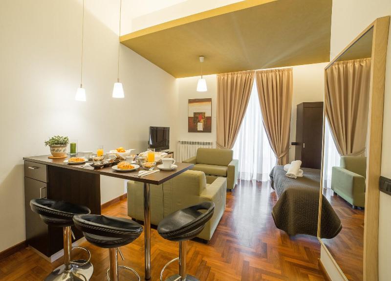 Bed & Breakfast Chiaia 32 - Genel