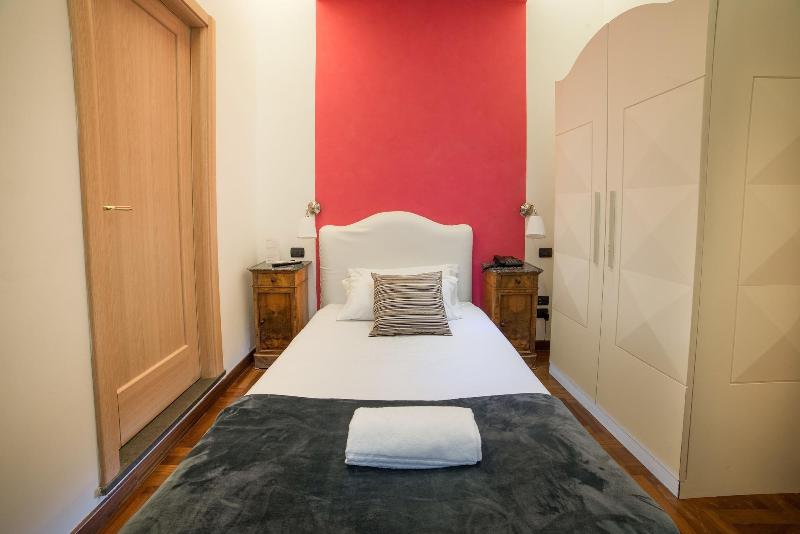 Bed & Breakfast Chiaia 32 - Oda