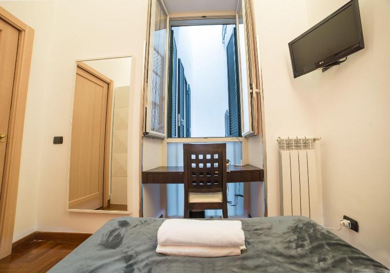 Bed & Breakfast Chiaia 32 - Oda