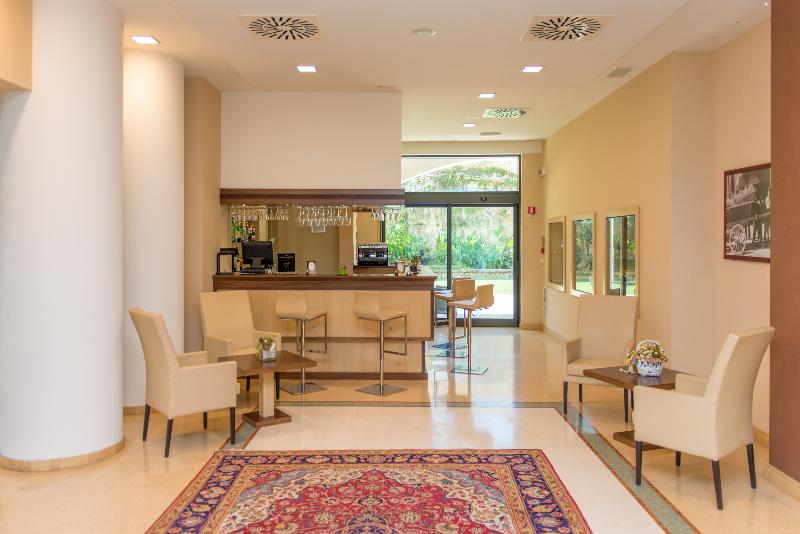 Vittoria Resort Pool & SPA - Bar