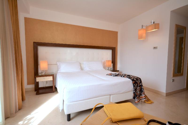 Vittoria Resort Pool & SPA - Oda