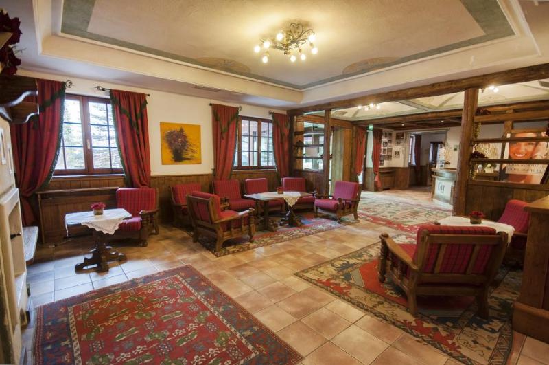 Golf Hotel - Lobi