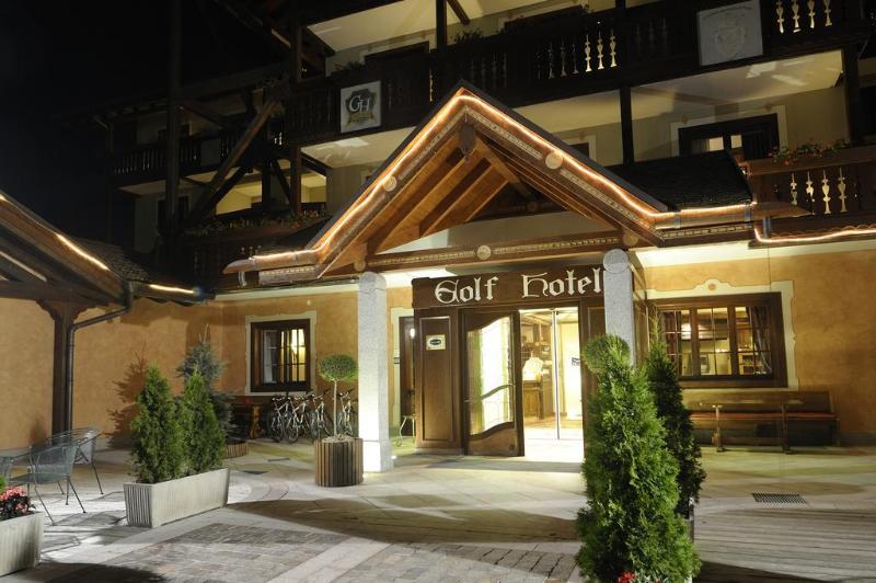 Golf Hotel - Genel