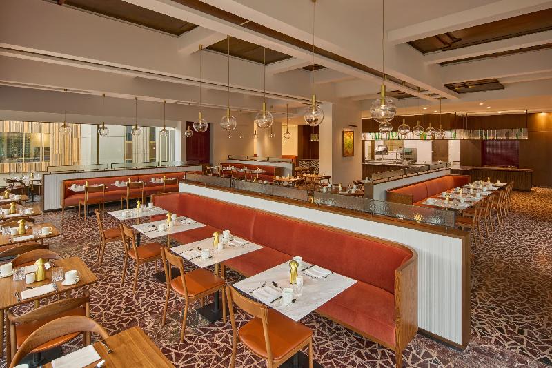 Fairmont Golden Prague - Genel