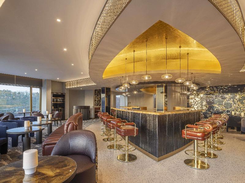 Fairmont Golden Prague - Genel