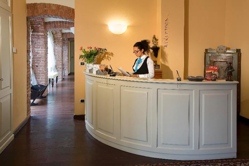 Cascina Di Corte - Lobi