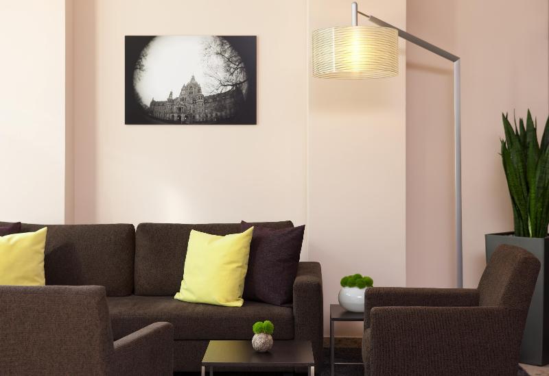 IntercityHotel Hannover - Lobi