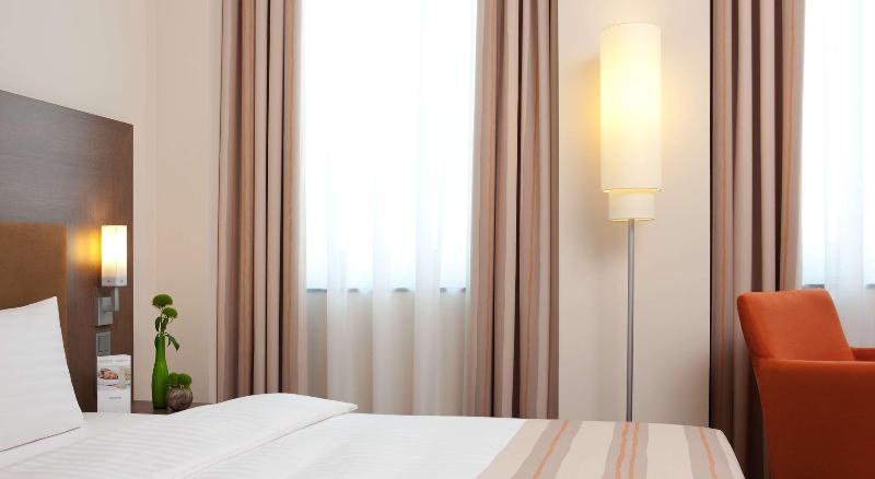 IntercityHotel Hannover - Oda