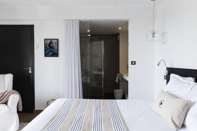 Castel Beau Site - Lobi