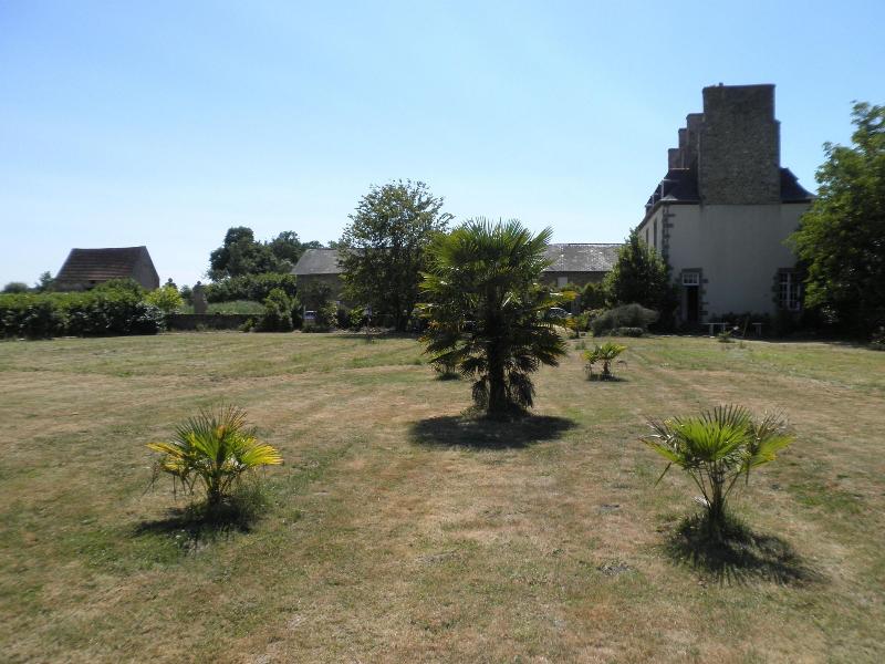 Chateau De Launayblot - Genel