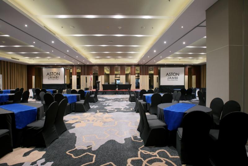 Aston Jambi Hotel & Conference Center - Toplantı