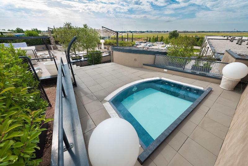 Db Hotel Verona Airport and Congress - Havuz