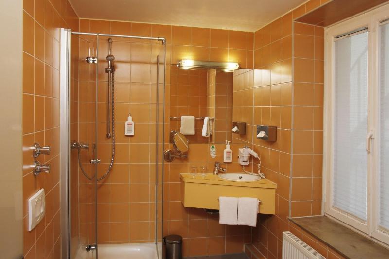 Helvetia Hotel Munich City Center - Oda