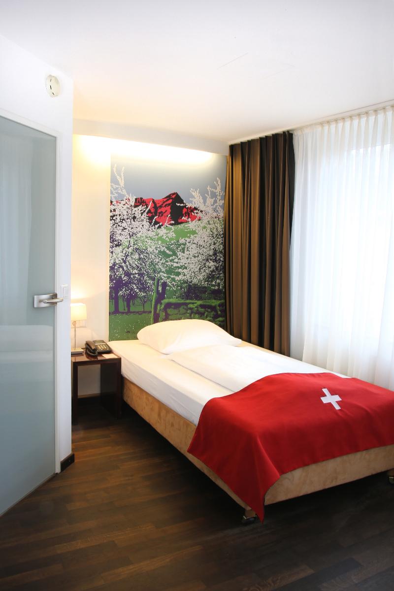Helvetia Hotel Munich City Center - Oda