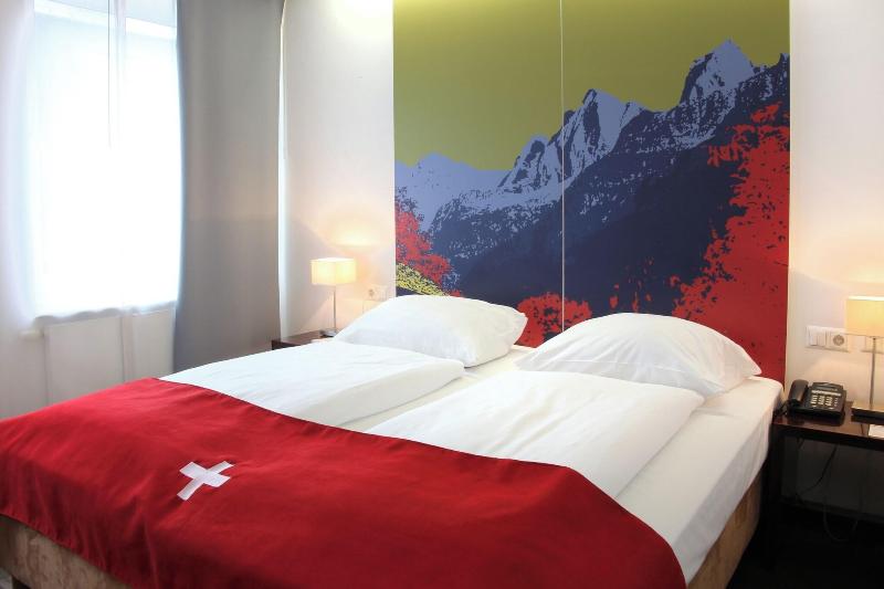 Helvetia Hotel Munich City Center - Oda