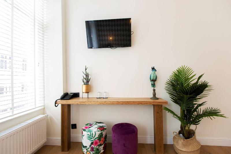 Quentin Golden Bear Hotel - Oda