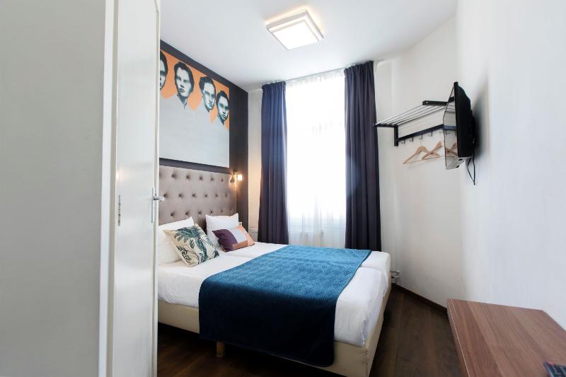 Quentin Golden Bear Hotel - Oda
