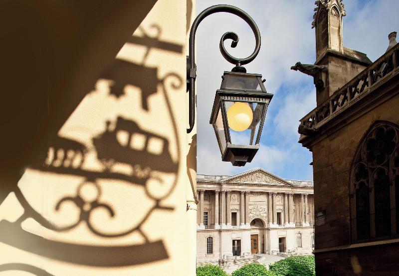 Relais Du Louvre - Genel
