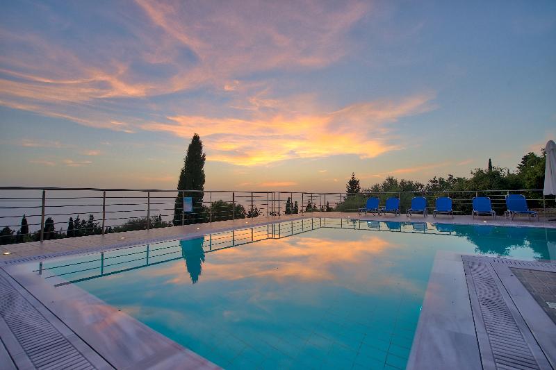 Studios Vrionis Panoramic Sunset - Havuz