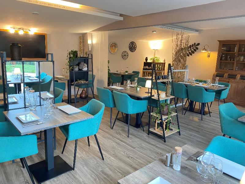 Hôtel Latitude Ouest - Restoran