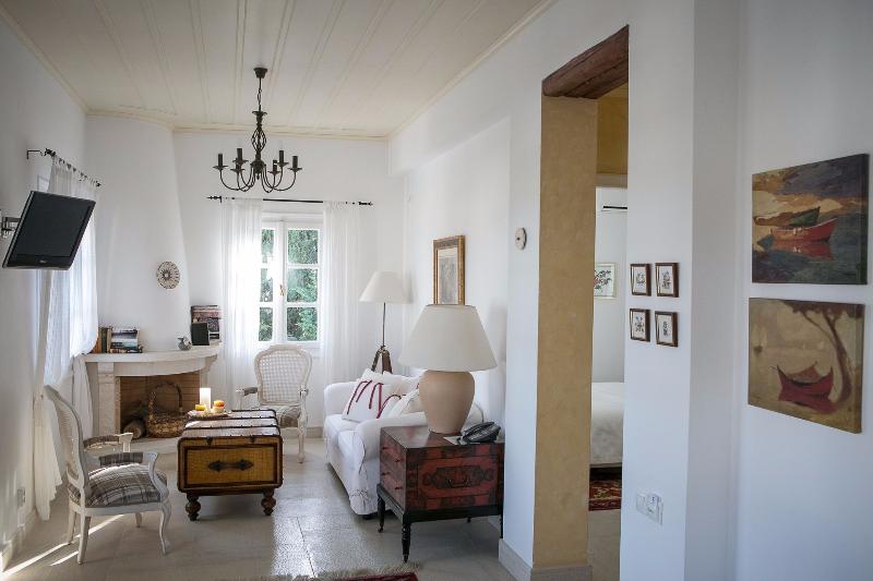 Villa Nika spetses Hotel - Oda